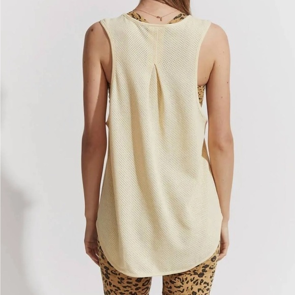 Varley Arlee Tank Reed Yellow NWT - Picture 4 of 8